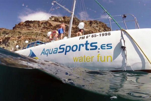 Catamarán Plus Gran Canaria Watersports