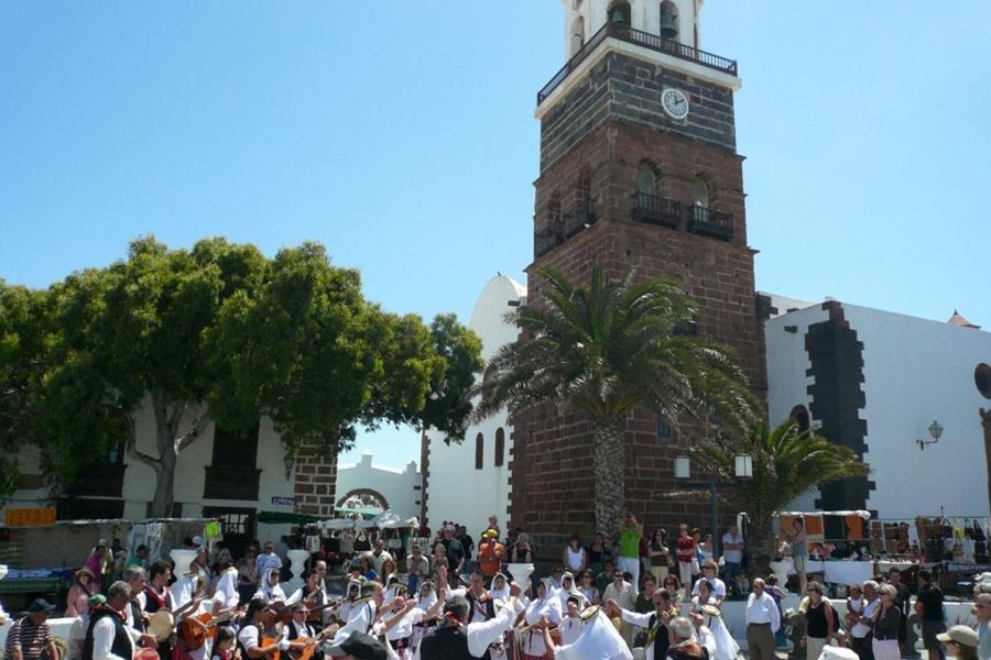 teguise-market-lanzarote_2